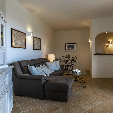 Apartment R&r